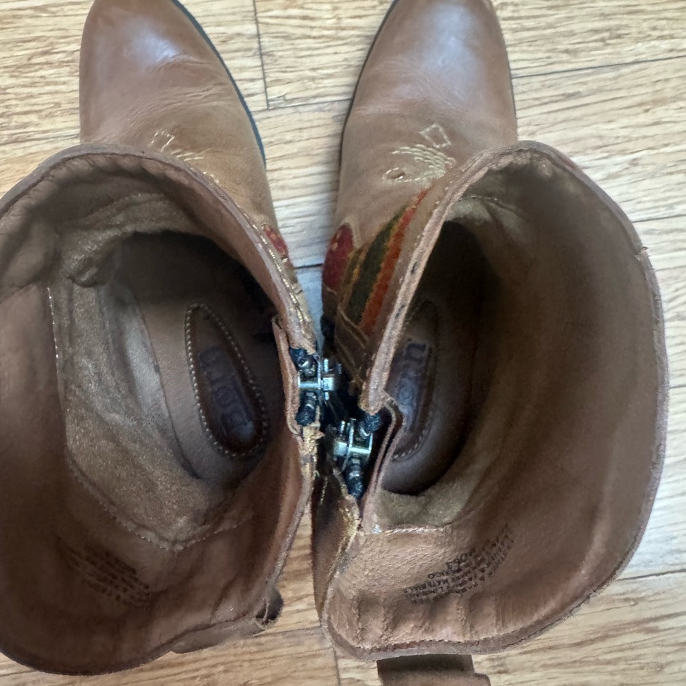 Born Tan Leather Boots - Picture 11 of 14
